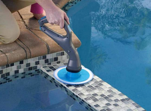 صورة اداة تنظيف الشقوق والفتحات الضيقة