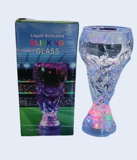 صورة كوب بلاستيك مضيء